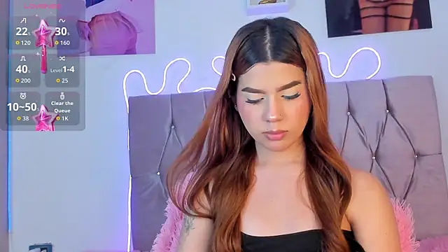 Snapshot of Ashley_piinkk_ chatting on September 23, 2025, 12:01 pm Ashley piinkk  online show from September 23, 2025, 12:01 pm