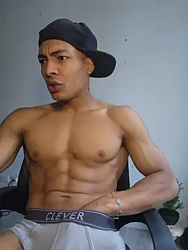Jhonyblack 1 online show from May 5, 2026, 4:32 pm