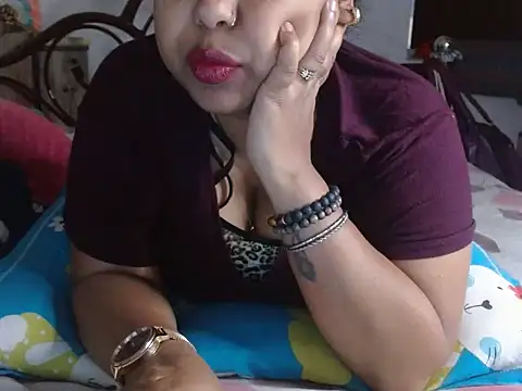 Snapshot of TASHa009 chatting on March 6, 2025, 6:05 pm TASHa009 online show from March 6, 2025, 6:05 pm