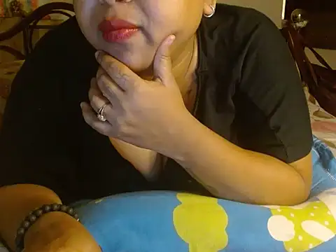 Snapshot of TASHa009 chatting on March 3, 2025, 7:49 pm TASHa009 online show from March 3, 2025, 7:49 pm