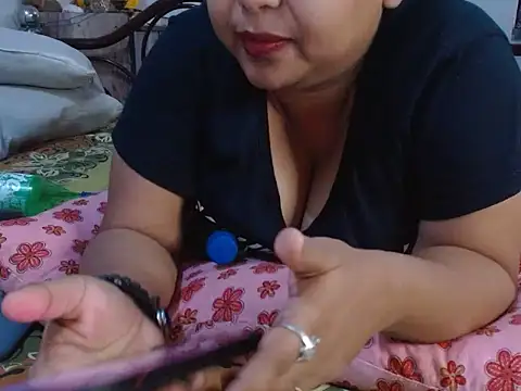 Snapshot of TASHa009 chatting on September 25, 2025, 5:08 pm TASHa009 online show from September 25, 2025, 5:08 pm