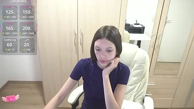 Snapshot of Billly1Love chatting on March 3, 2026, 2:18 am Billly1Love online show from March 3, 2026, 2:18 am