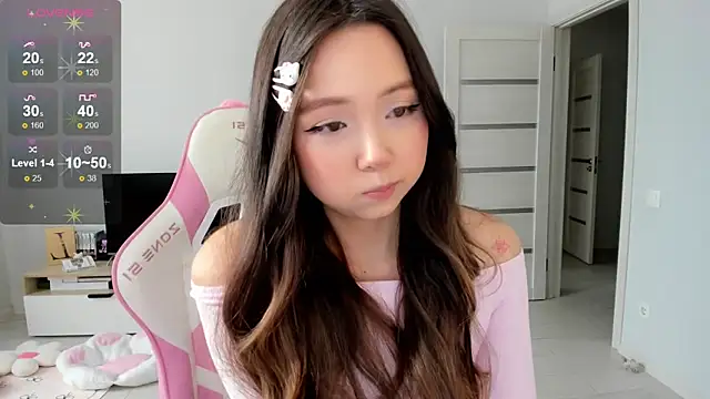 Fluffy Rose online show from March 28, 2026, 3:51 am