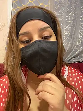 Snapshot of mari_layali chatting on September 13, 2025, 8:09 pm mari layali online show from September 13, 2025, 8:09 pm