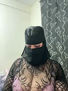Snapshot of mari_layali chatting on July 29, 2026, 9:14 pm mari layali online show from July 29, 2026, 9:14 pm