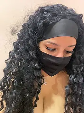 Snapshot of mari_layali chatting on November 8, 2025, 8:29 am mari layali online show from November 8, 2025, 8:29 am