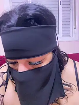 Snapshot of mari_layali chatting on March 15, 2025, 12:36 am mari layali online show from March 15, 2025, 12:36 am