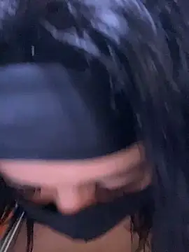 Snapshot of mari_layali chatting on March 7, 2025, 1:42 am mari layali online show from March 7, 2025, 1:42 am