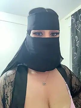 Snapshot of mari_layali chatting on June 26, 2026, 10:59 pm mari layali online show from June 26, 2026, 10:59 pm