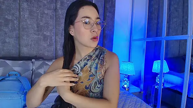 Susa1userma  online show from April 24, 2026, 11:23 am
