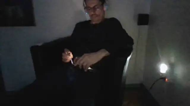 Snapshot of Minm666 chatting on March 18, 2026, 9:37 pm Minm666 online show from March 18, 2026, 9:37 pm