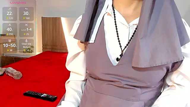 ClaraMariaMon online show from February 24, 2026, 3:02 pm