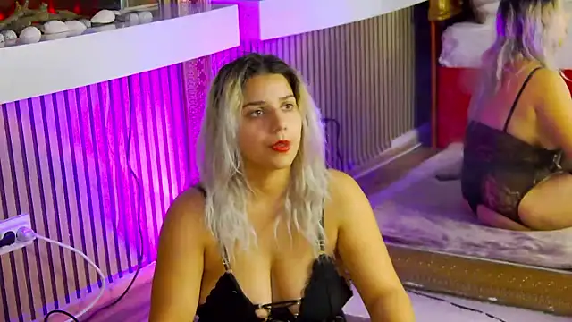 SweetMissXXX online show from November 27, 2025, 11:54 am