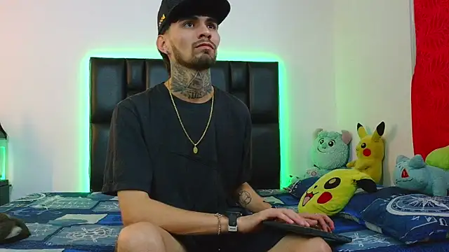 Snapshot of Brutal_Sex_Fucking chatting on June 5, 2026, 4:39 am Brutal Sex Fucking online show from June 5, 2026, 4:39 am