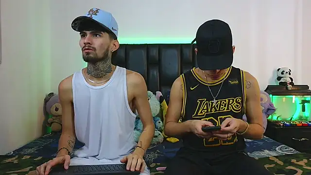 Brutal Sex Fucking online show from April 22, 2026, 11:55 pm
