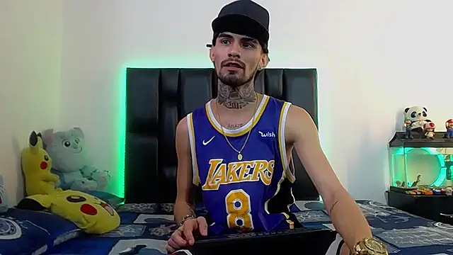 Snapshot of Brutal_Sex_Fucking chatting on June 20, 2026, 2:00 pm Brutal Sex Fucking online show from June 20, 2026, 2:00 pm