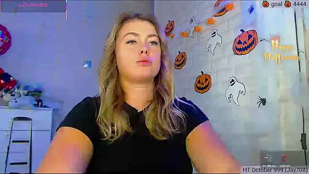 Snapshot of SuchCute chatting on October 20, 2025, 2:46 am SuchCute online show from October 20, 2025, 2:46 am