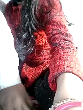 Snapshot of Desisumana chatting on December 14, 2024, 7:40 am Desisumana online show from December 14, 2024, 7:40 am