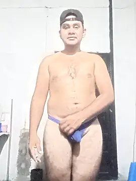Snapshot of travieso2893 chatting on April 25, 2026, 3:20 am travieso2893 online show from April 25, 2026, 3:20 am