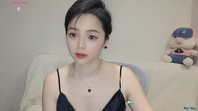 judy522 online show from September 27, 2025, 5:41 pm
