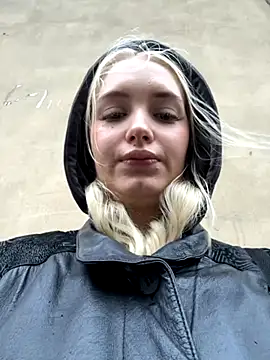 Snapshot of Milkyy_wway chatting on October 11, 2025, 6:14 am Milkyy wway online show from October 11, 2025, 6:14 am