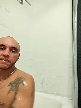 Snapshot of BigDickDADDY49039 chatting on October 26, 2025, 7:09 am BigDickDADDY49039 online show from October 26, 2025, 7:09 am