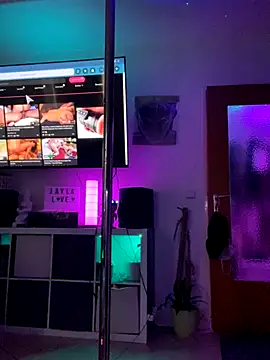 Jaylaloveofficial online show from November 15, 2025, 1:26 pm