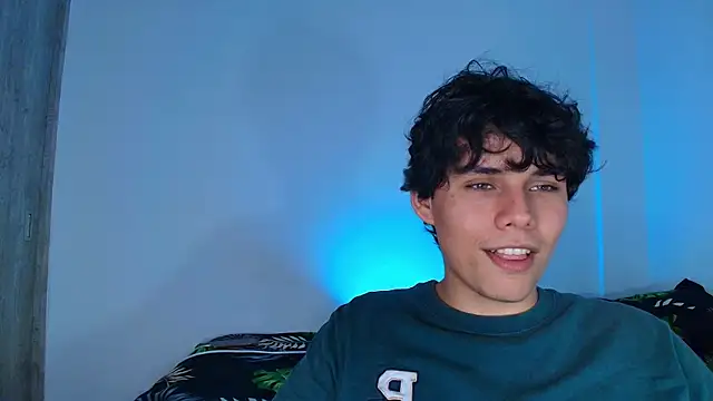 Snapshot of Naytoon__lex chatting on May 17, 2026, 9:48 pm Naytoon lex online show from May 17, 2026, 9:48 pm
