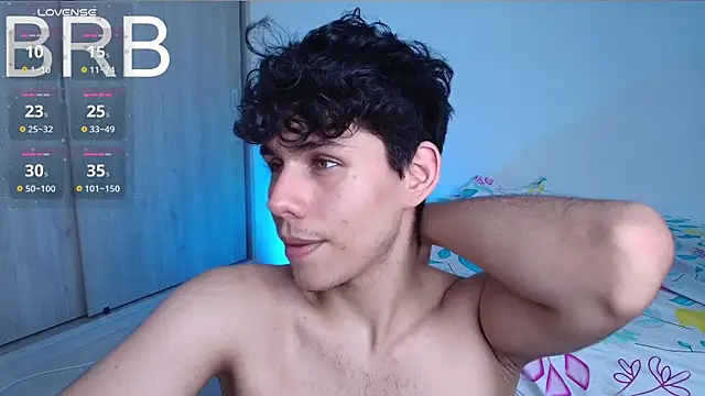 Snapshot of Naytoon__lex chatting on May 8, 2026, 9:24 am Naytoon lex online show from May 8, 2026, 9:24 am