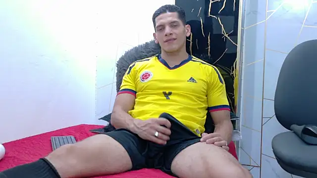 Steven x94 online show from June 17, 2026, 7:46 pm