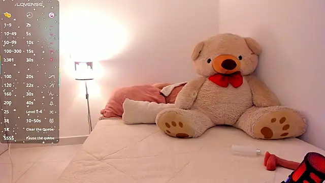 Snapshot of Lunadahia chatting on September 9, 2025, 2:54 am Lunadahia online show from September 9, 2025, 2:54 am