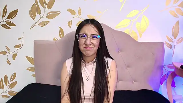 Snapshot of Sweet_Sammy_ chatting on February 26, 2025, 3:57 am Sweet Sammy online show from February 26, 2025, 3:57 am