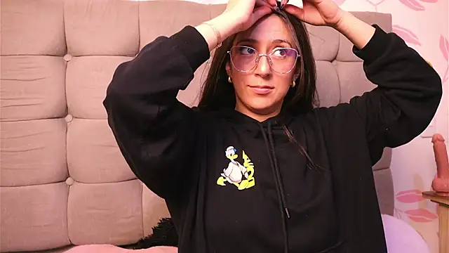 Snapshot of Sweet_Sammy_ chatting on November 4, 2025, 3:54 am Sweet Sammy online show from November 4, 2025, 3:54 am