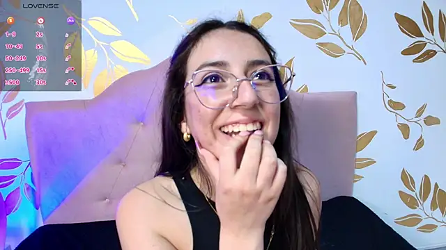 Snapshot of Sweet_Sammy_ chatting on February 24, 2025, 10:04 am Sweet Sammy online show from February 24, 2025, 10:04 am