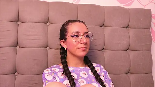 Snapshot of Sweet_Sammy_ chatting on November 20, 2025, 4:02 am Sweet Sammy online show from November 20, 2025, 4:02 am