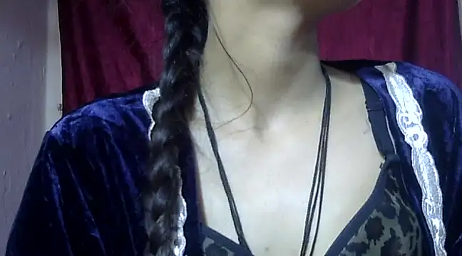 Aayesha online show from February 12, 2025, 8:49 am