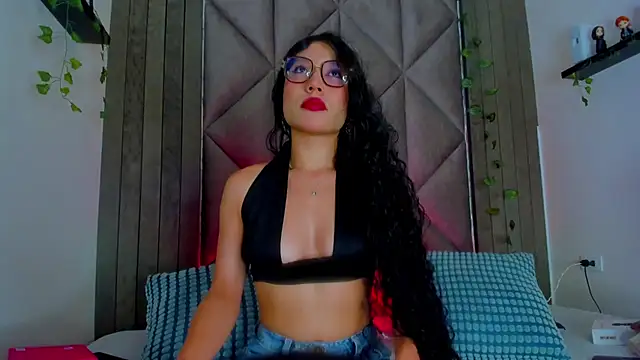 Snapshot of BriaConner_ chatting on July 11, 2026, 2:56 am BriaConner online show from July 11, 2026, 2:56 am