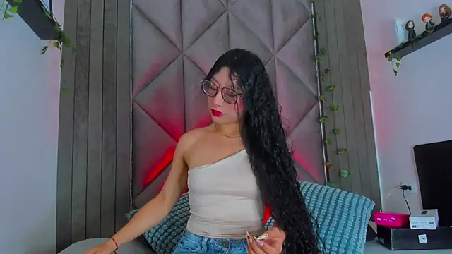 Snapshot of BriaConner_ chatting on June 29, 2026, 2:51 am BriaConner online show from June 29, 2026, 2:51 am