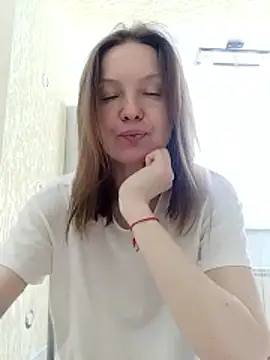 PamelaRisessss online show from May 16, 2026, 7:29 am