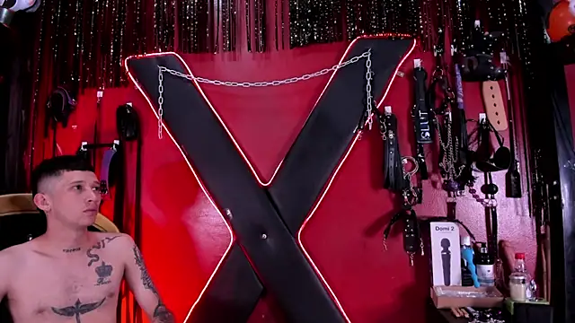 alexa n alex online show from November 14, 2025, 8:45 pm