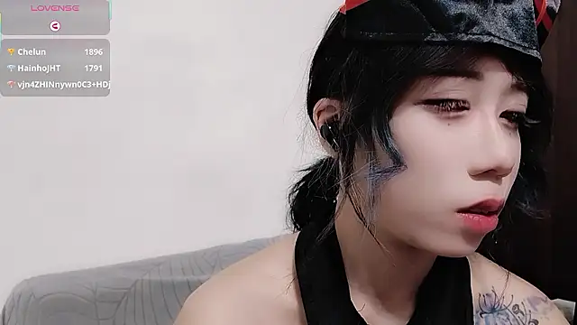 Snapshot of Fine-sand chatting on March 13, 2026, 3:39 pm Fine-sand online show from March 13, 2026, 3:39 pm