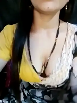 Snapshot of Bulbul_02 chatting on February 9, 2026, 6:11 am Bulbul 02 online show from February 9, 2026, 6:11 am