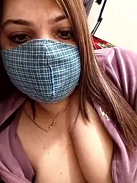 Snapshot of Naughty-Trisha chatting on February 6, 2026, 5:09 pm Naughty-Trisha online show from February 6, 2026, 5:09 pm