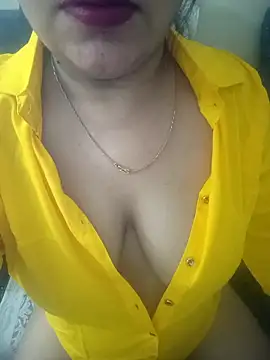 Snapshot of Naughty-Trisha chatting on September 17, 2025, 6:48 am Naughty-Trisha online show from September 17, 2025, 6:48 am