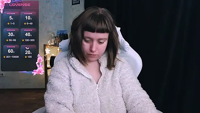 Snapshot of June_shy0 chatting on January 16, 2025, 9:16 am June shy0 online show from January 16, 2025, 9:16 am