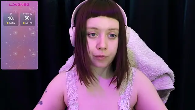 Snapshot of June_shy0 chatting on March 16, 2025, 7:26 am June shy0 online show from March 16, 2025, 7:26 am