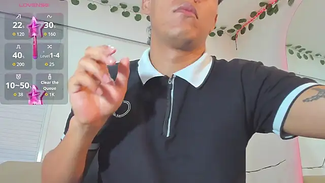 ryan carter08 online show from October 9, 2025, 2:12 am