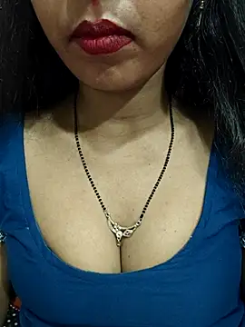 Snapshot of Sharmila-Singh chatting on July 31, 2026, 8:14 am Sharmila-Singh online show from July 31, 2026, 8:14 am