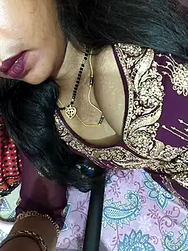 Snapshot of Sharmila-Singh chatting on June 4, 2026, 7:18 pm Sharmila-Singh online show from June 4, 2026, 7:18 pm