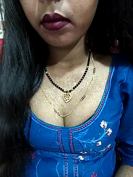 Snapshot of Sharmila-Singh chatting on June 8, 2026, 7:42 am Sharmila-Singh online show from June 8, 2026, 7:42 am